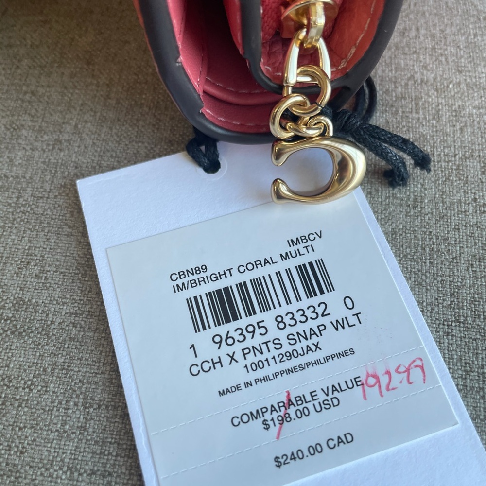 NWT!Coach X Peanuts Snap Wallet With Lucy(COACH CBN89)fast shipping - Picture 5 of 5